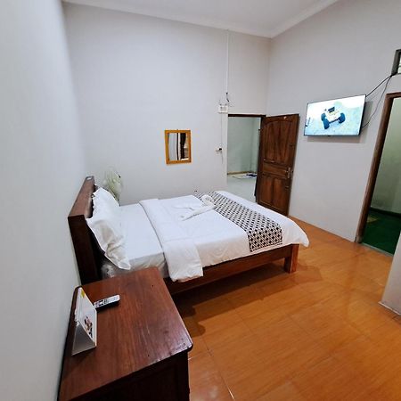 Romadhoni Homestay Magelang Room photo