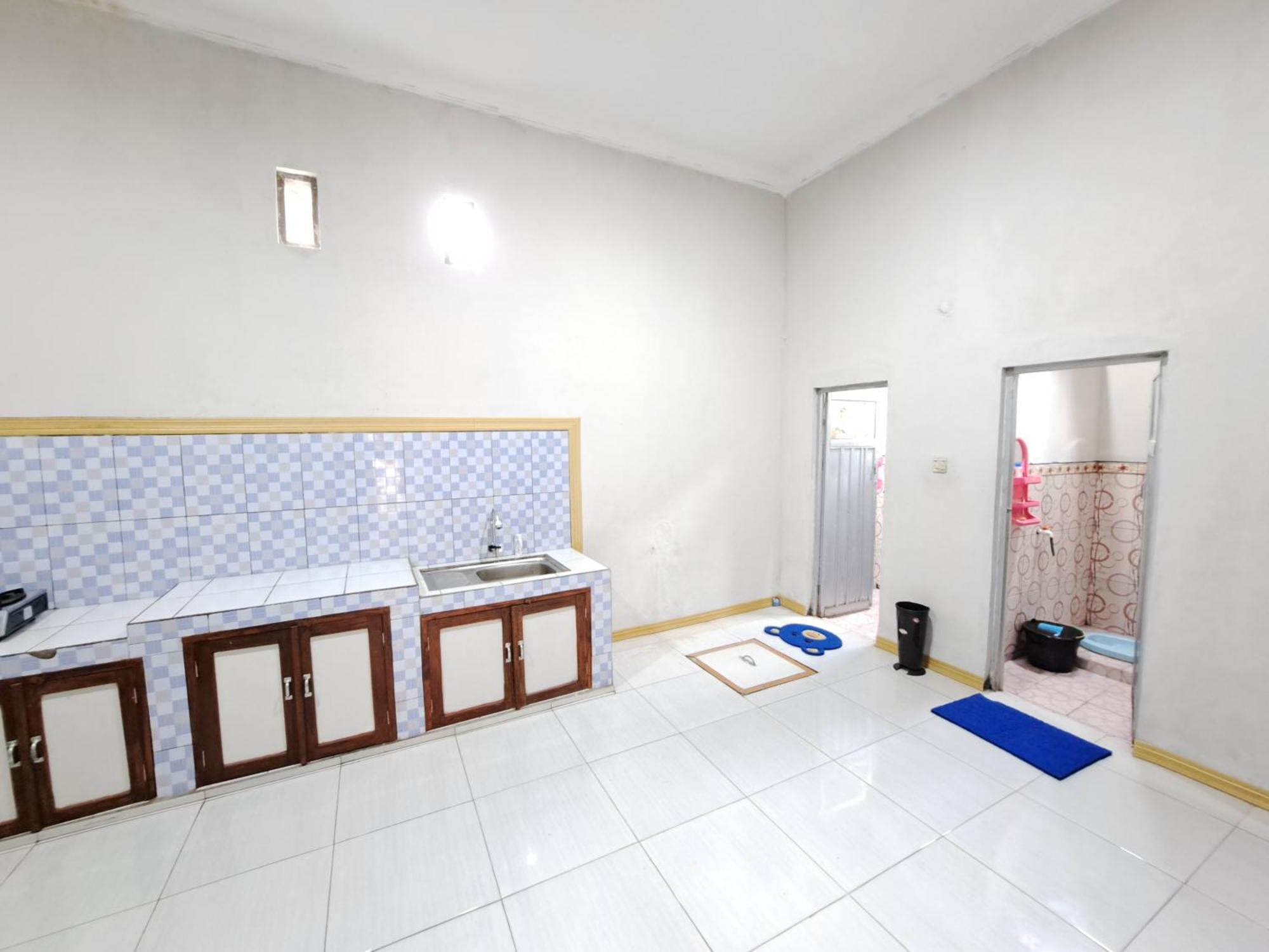 Romadhoni Homestay Magelang Room photo